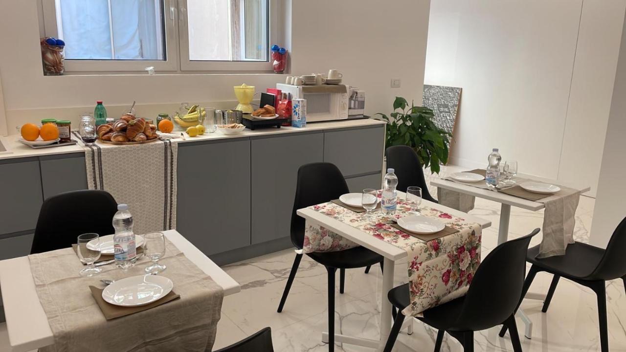 B&B Pernotti Бари Экстерьер фото